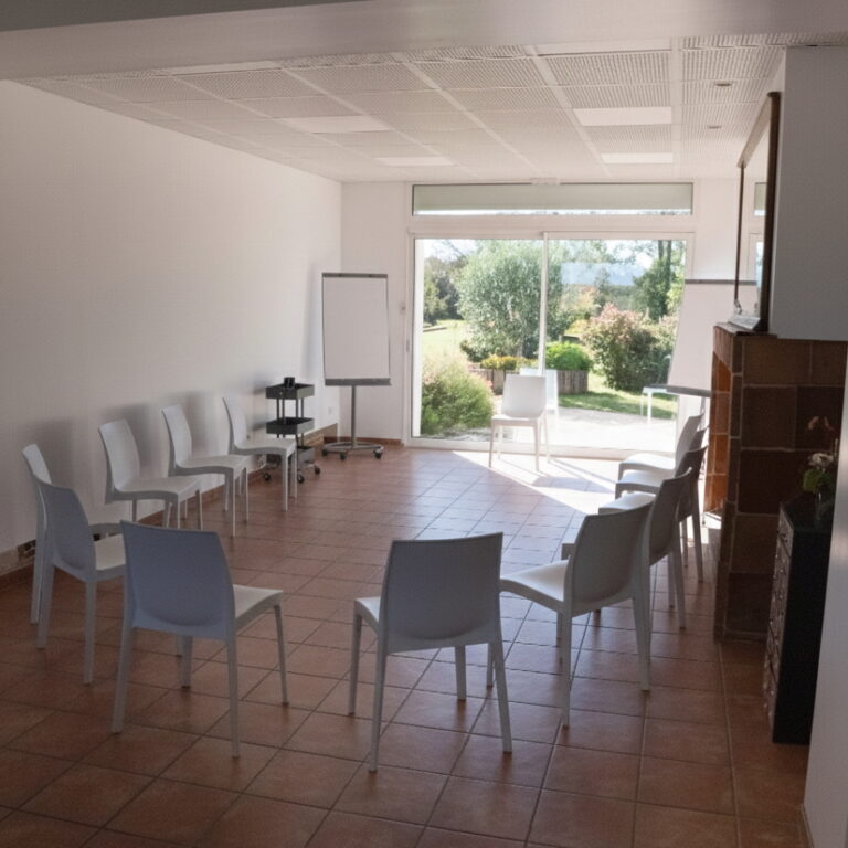 salle séminaire réunion formation réception fête famille obsèque pibrac blagnac colomiers environ proche toulouse ouest cornebarrieu journée d’étude baptême communion